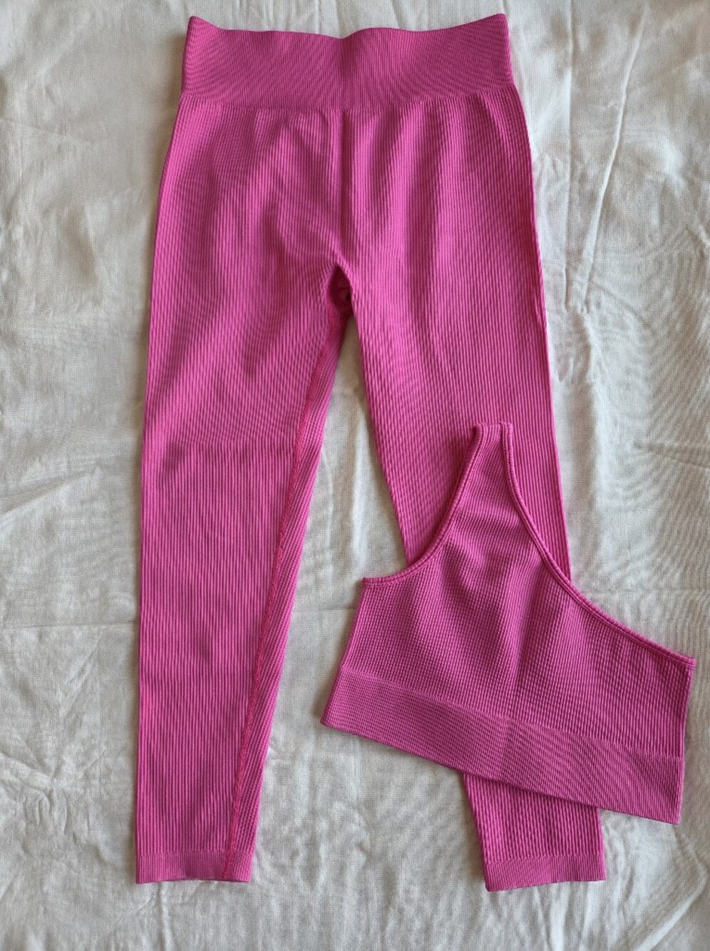 SHEIN Hot Pink Ribbed Seamless 2 Piece Workout Set Leggings Bra Size L Like New